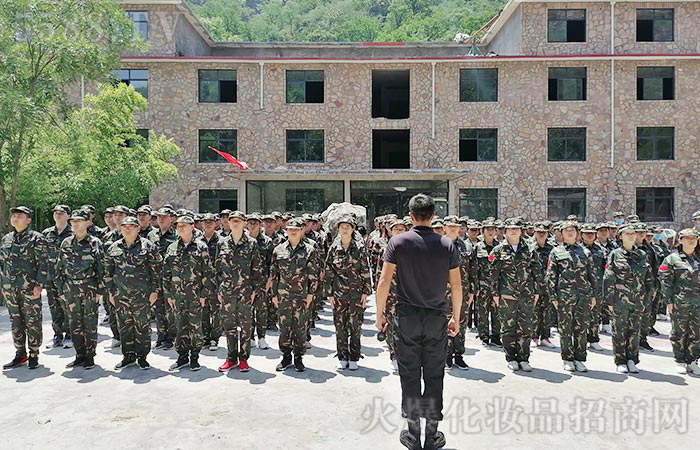 八百里太行巍峨綿延·七萬(wàn)米紅渠追尋初心 八百里太行巍峨綿延·七萬(wàn)米紅渠追尋初心