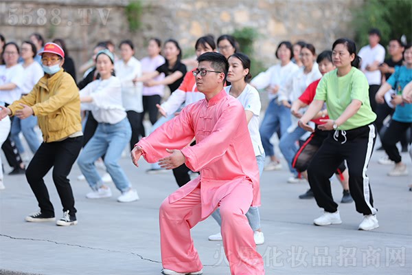 學習道學文化,領(lǐng)略老君山風采 學習道學文化,領(lǐng)略老君山風采