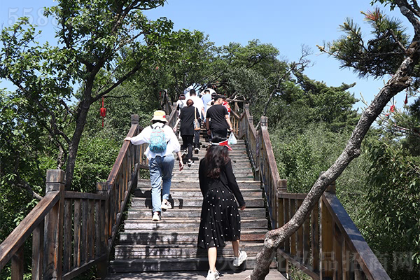 傳承紅色基因,學(xué)習(xí)國(guó)學(xué)經(jīng)典,火爆網(wǎng)2021老君山之旅! 傳承紅色基因,學(xué)習(xí)國(guó)學(xué)經(jīng)典,火爆網(wǎng)2021老君山之旅!